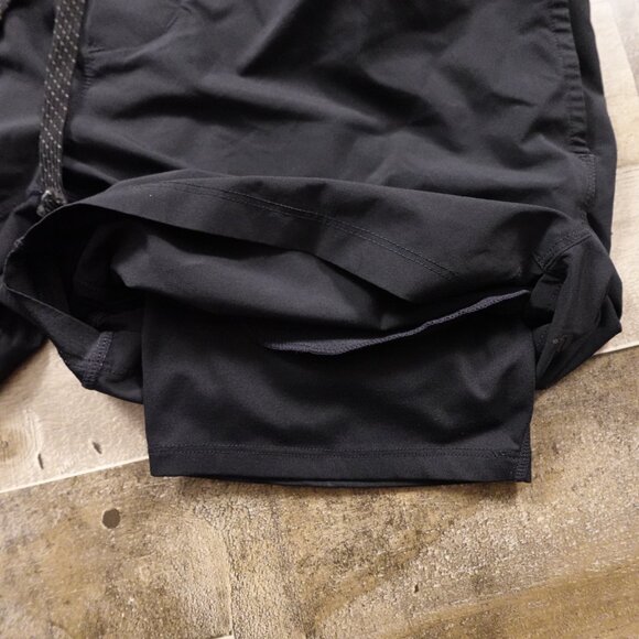 Fabletics Men’s Bundle Medium – Joggers & Lined Athletic Shorts - Picture 9 of 16